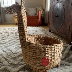 Opalhouse Water Hyacinth Decorative Basket